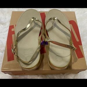 Ready for Summer! FITFLOP Sandals GOLD Strap in good condition. Limited edition.